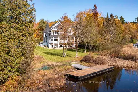 14-16 KNOWLES Crescent