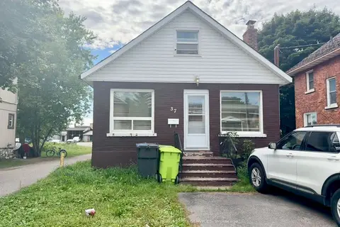 37 Albert Street E