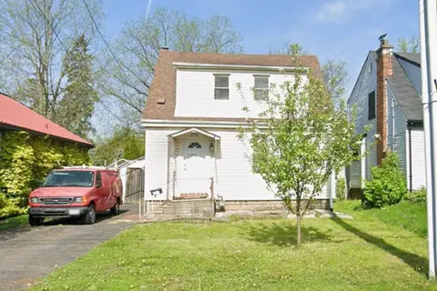 246 Bowman Street