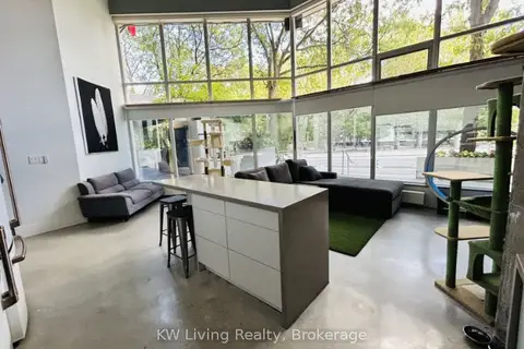 66 Bay Street S 105