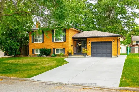 7439 Nasrullah Crescent