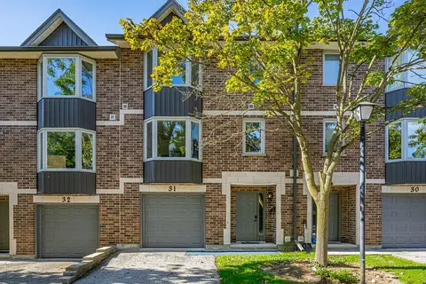 1548 Richmond Street 31