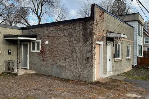 19 Loyer Street