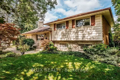457 Three Valleys Crescent