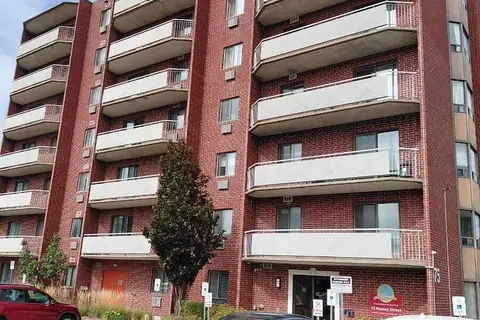75 Huxley Street 205