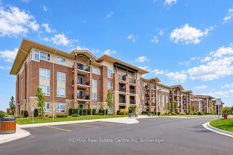 67 Kingsbury Square 303