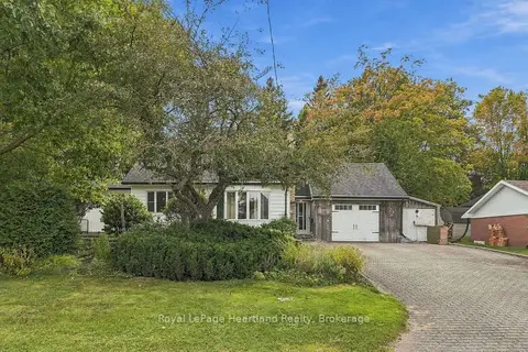156 Queen Street S
