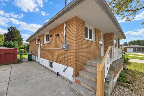 109 Purdy Crescent 2