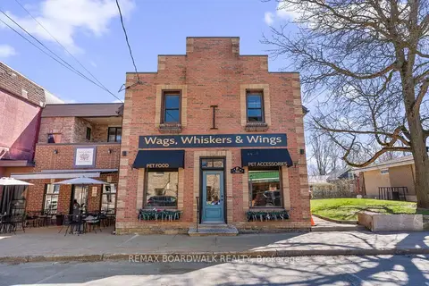 211 St.Lawrence Street