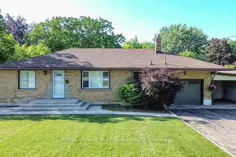 6 Varadi Avenue