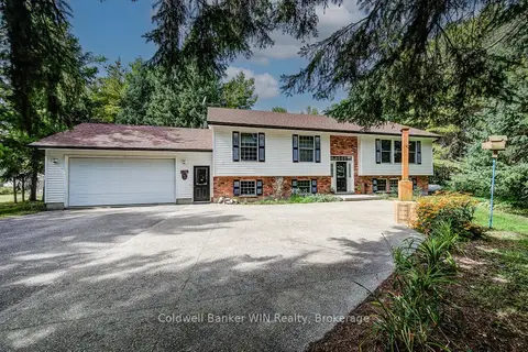 7356 Sideroad 12
