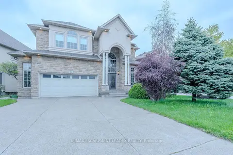 79 Moorland Crescent