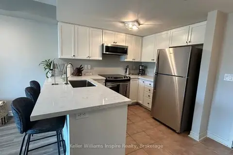 625 St David Street S 208
