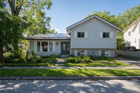 6 Spencer Street