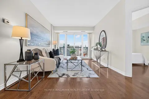 200 Rideau Street 1405
