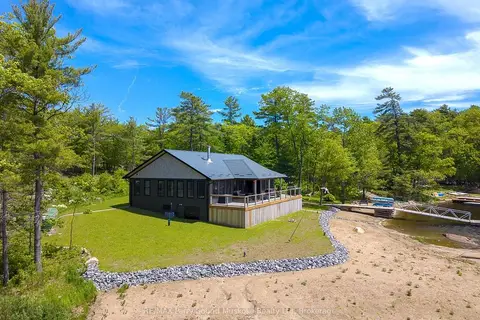 32 A11 Island