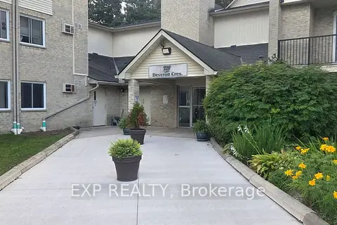 725 Deveron Crescent 220
