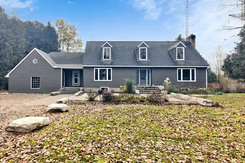 9045 Sideroad 17