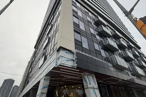 30 FRANCIS Street SE 1201