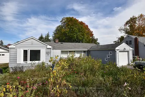 726 Fairbairn Street