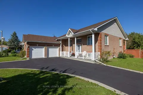 662 Millbrook Crescent