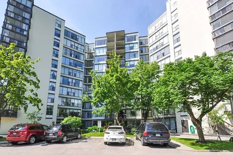 23 Woodlawn Road E 305
