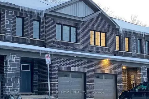 71 Woodedge Circle