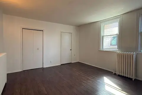 4 Undermount Avenue 3