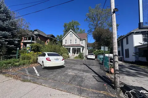 4327 Simcoe Street