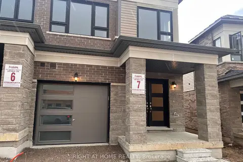 1052 Periwinkle Crescent