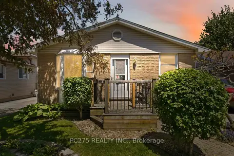 82 Muriel Crescent