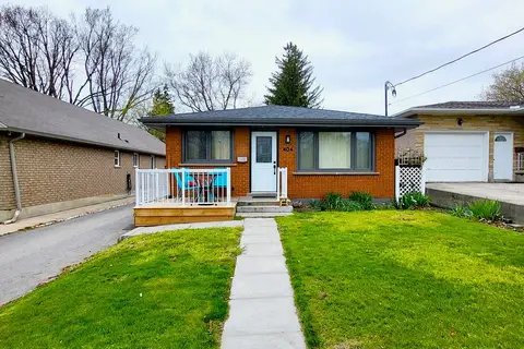 404 Nelson Street LOWER