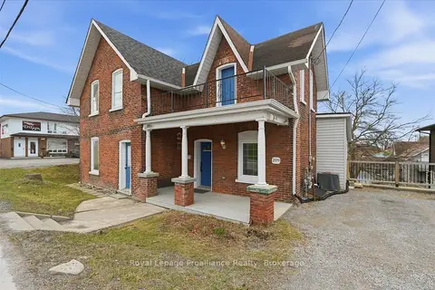 209 Dundas St. E.