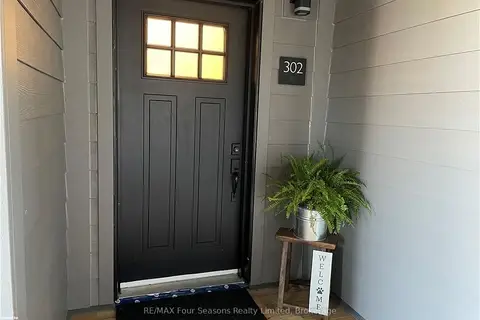 12 BEAUSOLEIL Lane 302