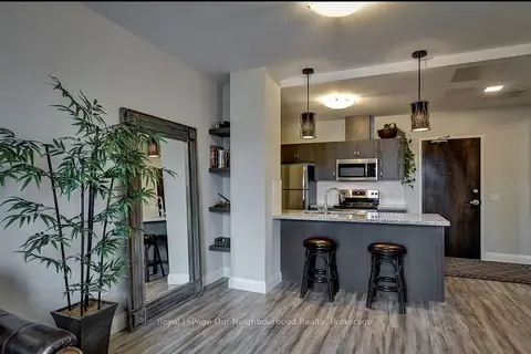 118 King Street E 314