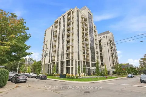 81 Robinson Street 205