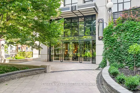 235 Kent Street 711