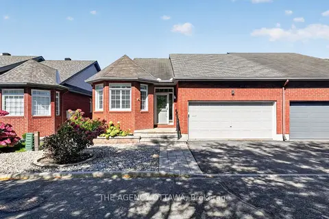 111 Bartlett Private