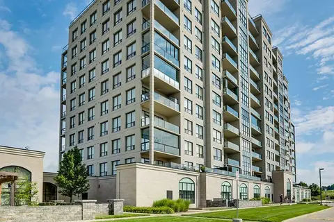 240 Villagewalk Boulevard 212