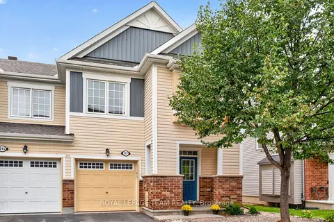 517 Foxlight Circle