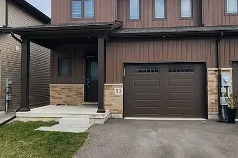 53 Lamb Crescent