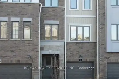 22 Bank Swallow Crescent