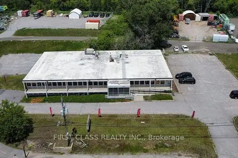 1650 Main Street W