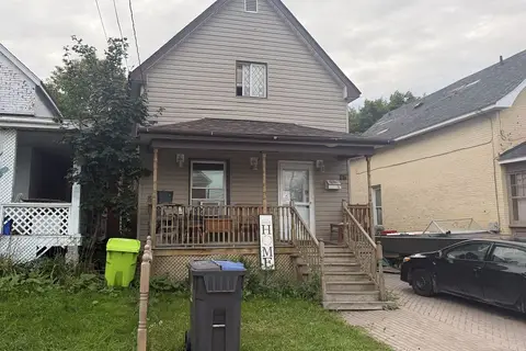 16 Abbott Street