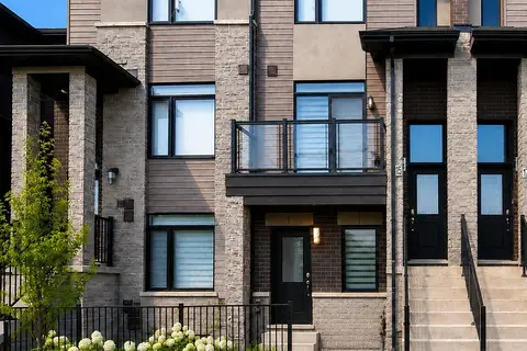 590 North Service Road 15