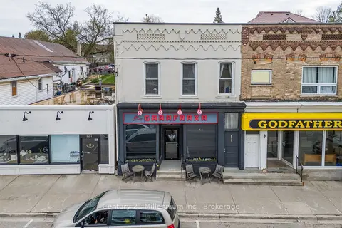 131-133 Garafraxa Street S