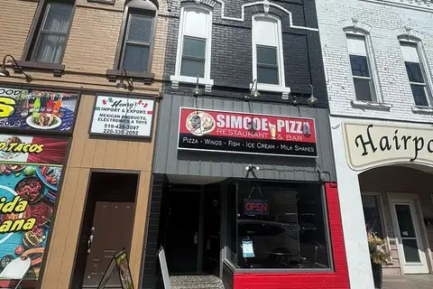 25 Robinson Street