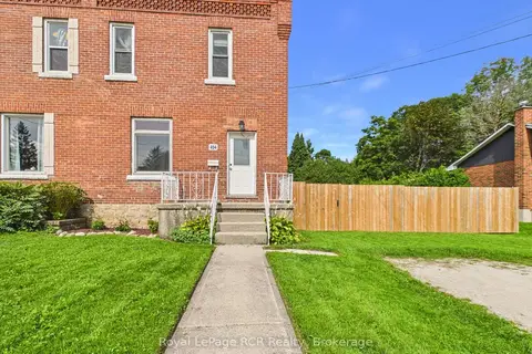 494 16th Street W