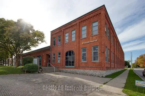 342 Erie Street 201