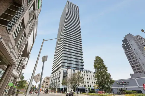 30 Francis Street S 909